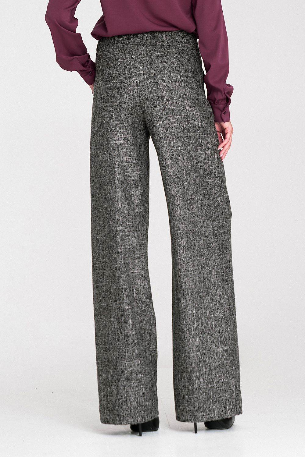 Lange Hose Model 217591 Nife - Stay Covered