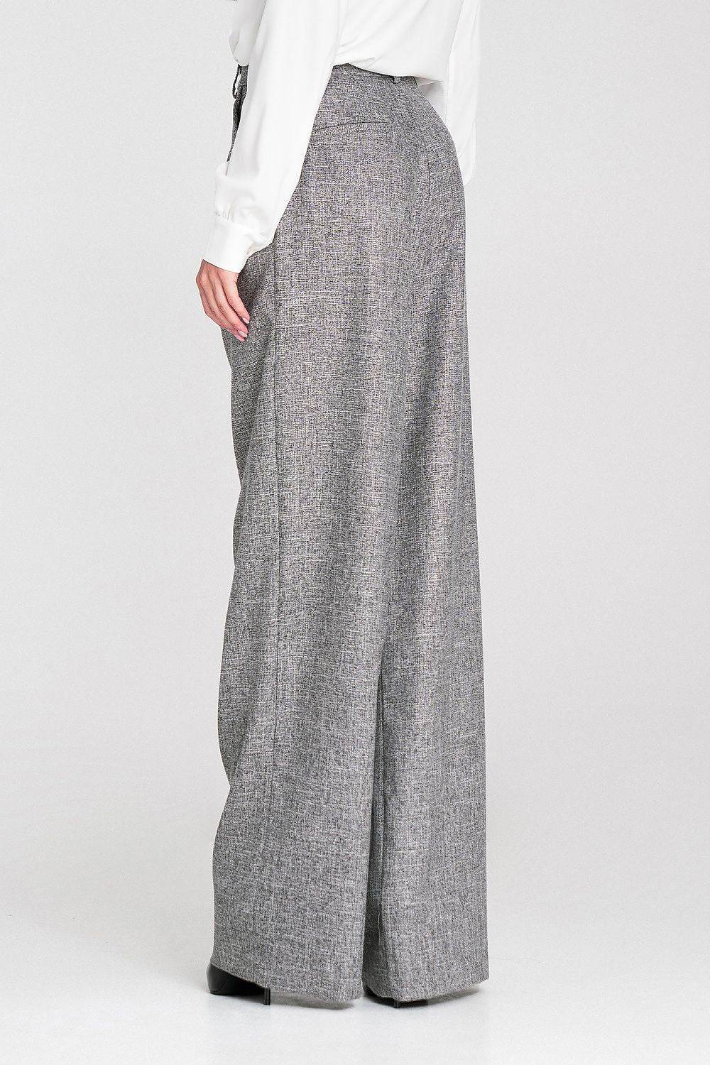 Lange Hose Model 217593 Nife - Stay Covered