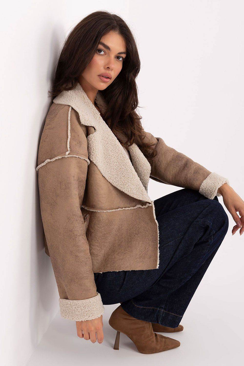Jacke Model 217633 Factory Price - Stay Covered