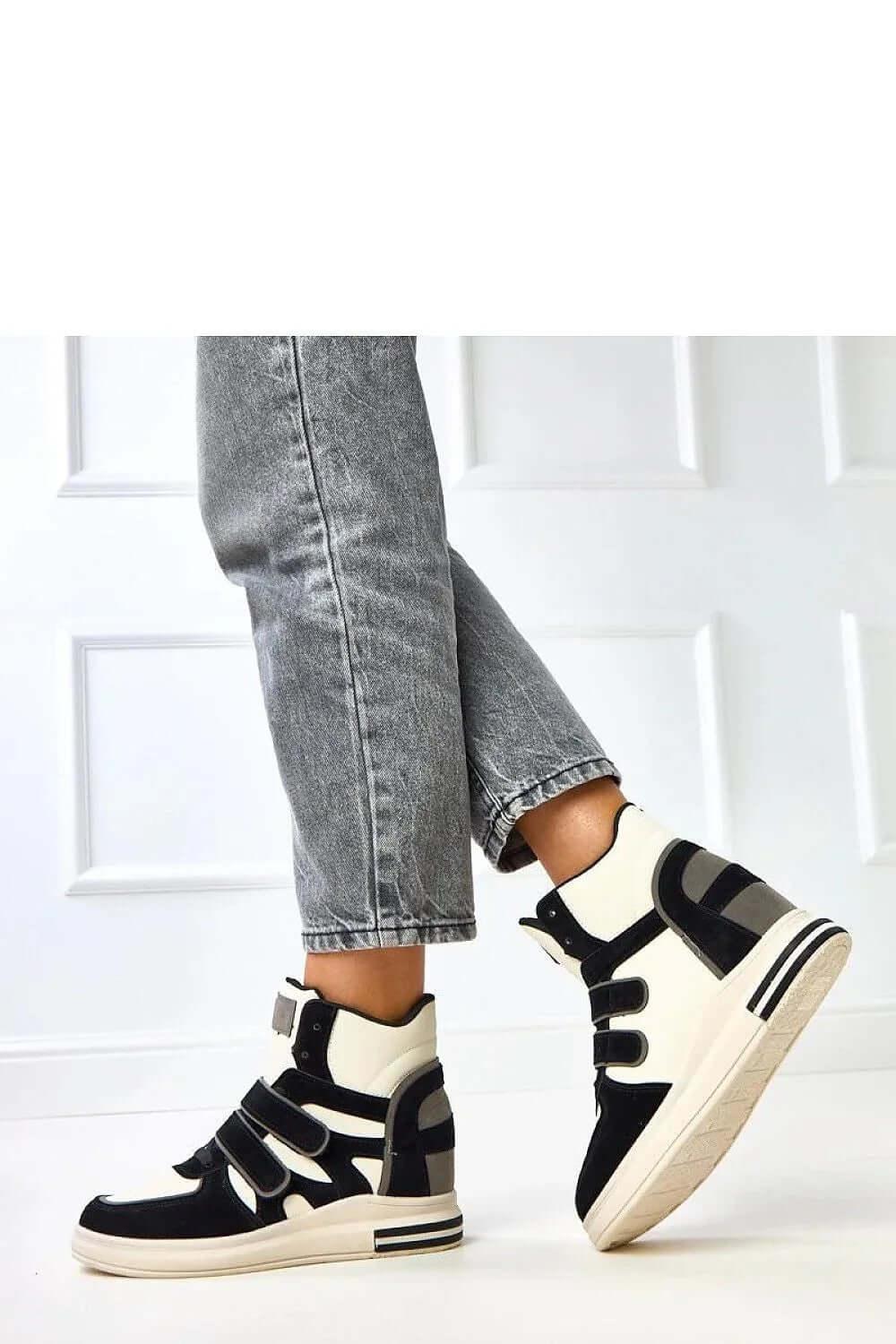 Sportschuhe Model 217956 Solea - Stay Covered