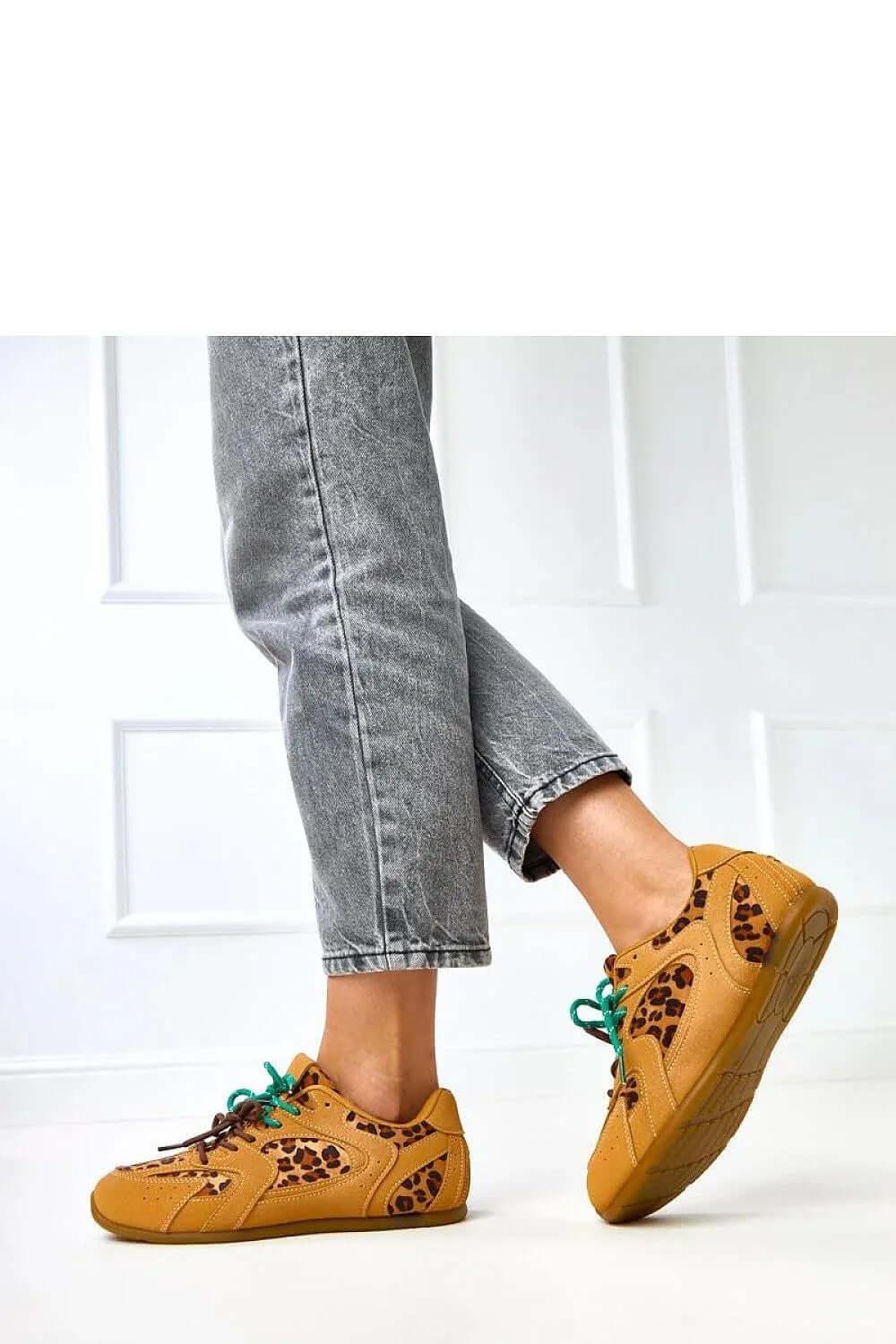 Sportschuhe Model 218149 Solea aus ökologischem Wildleder - Stay Covered