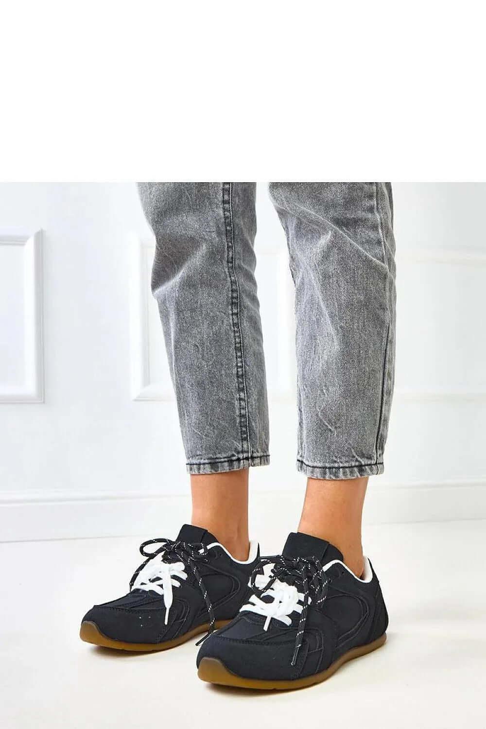 Sportschuhe Model 218149 Solea aus ökologischem Wildleder - Stay Covered