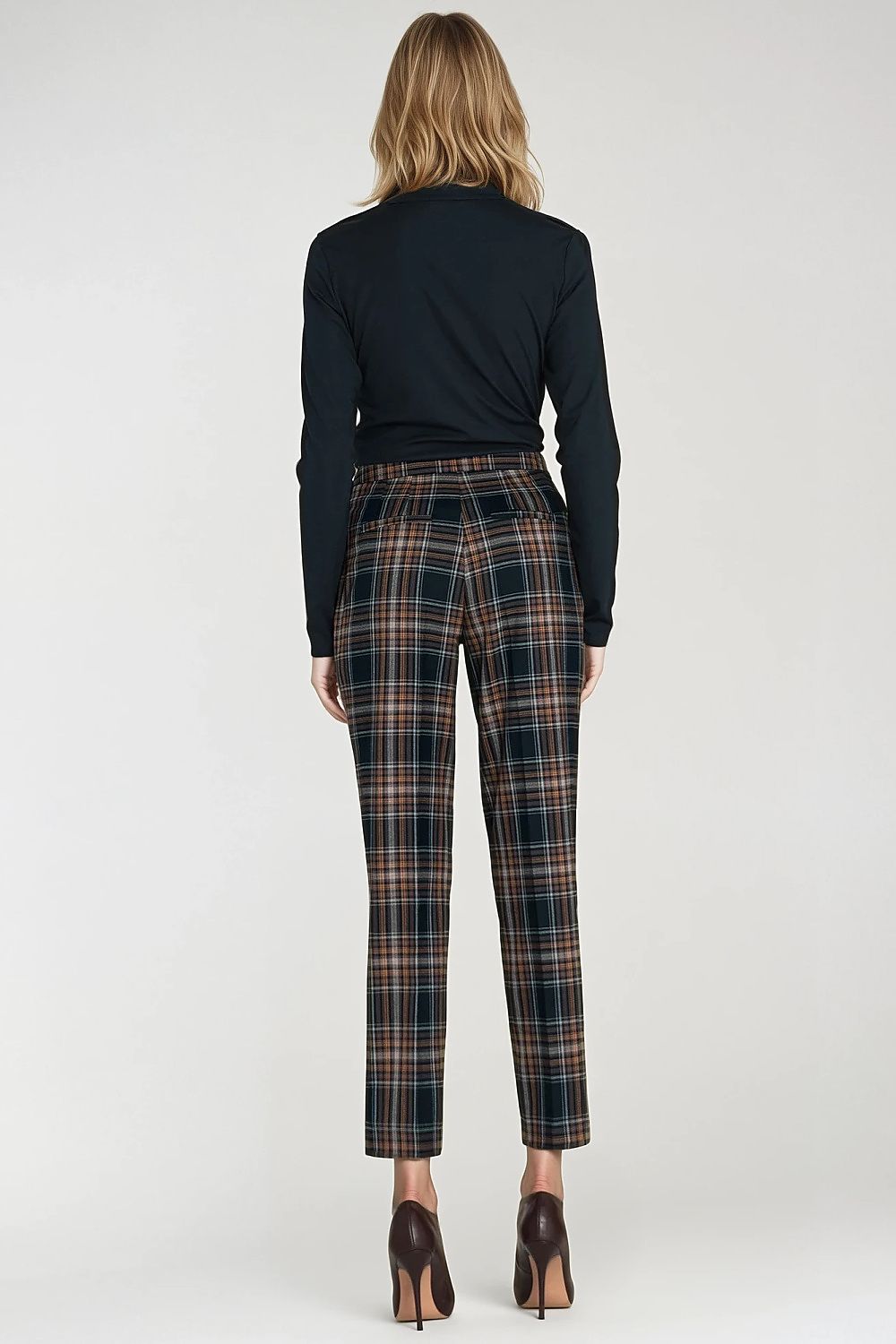  Damen Hose model 218895 Nife 