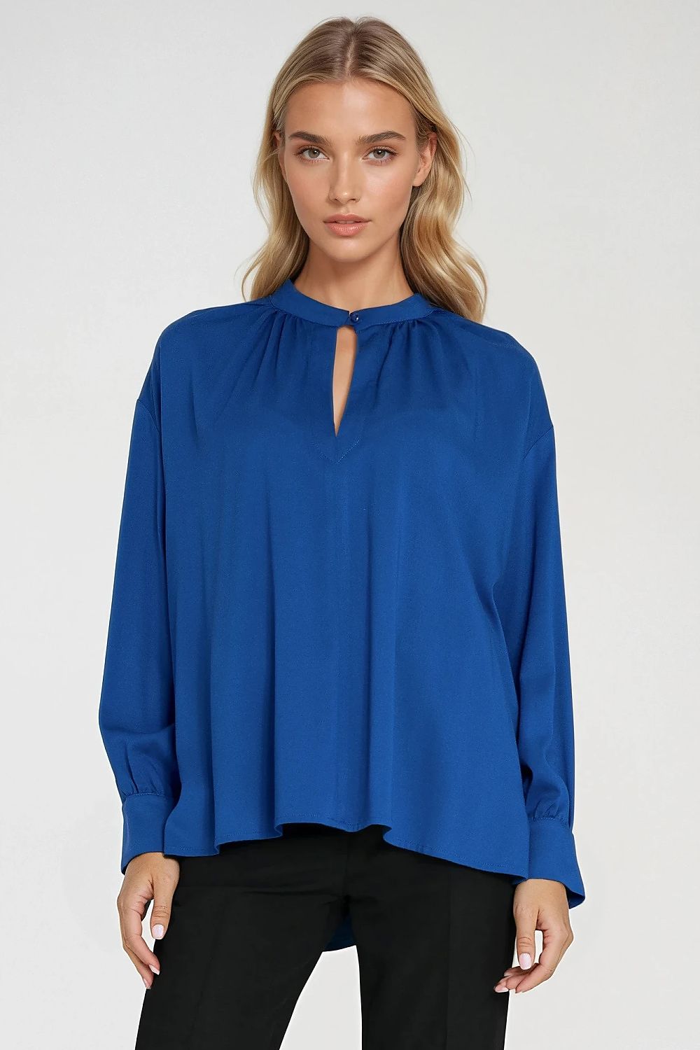  Bluse model 219789 Nife 