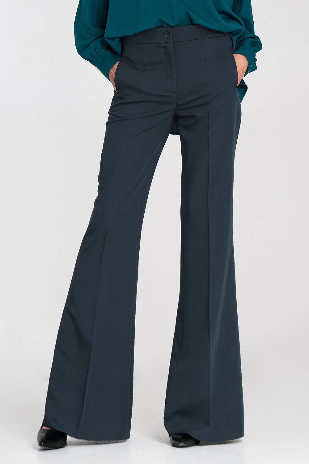  Damen Hose model 219778 Nife 