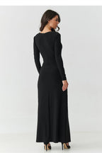  Langes Kleid model 220425 Makadamia 