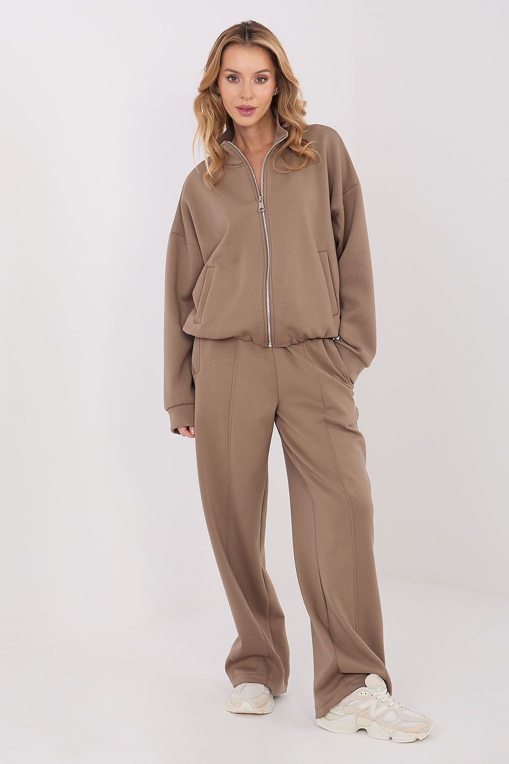  Sportanzug Hosen model 222098 Factory Price 