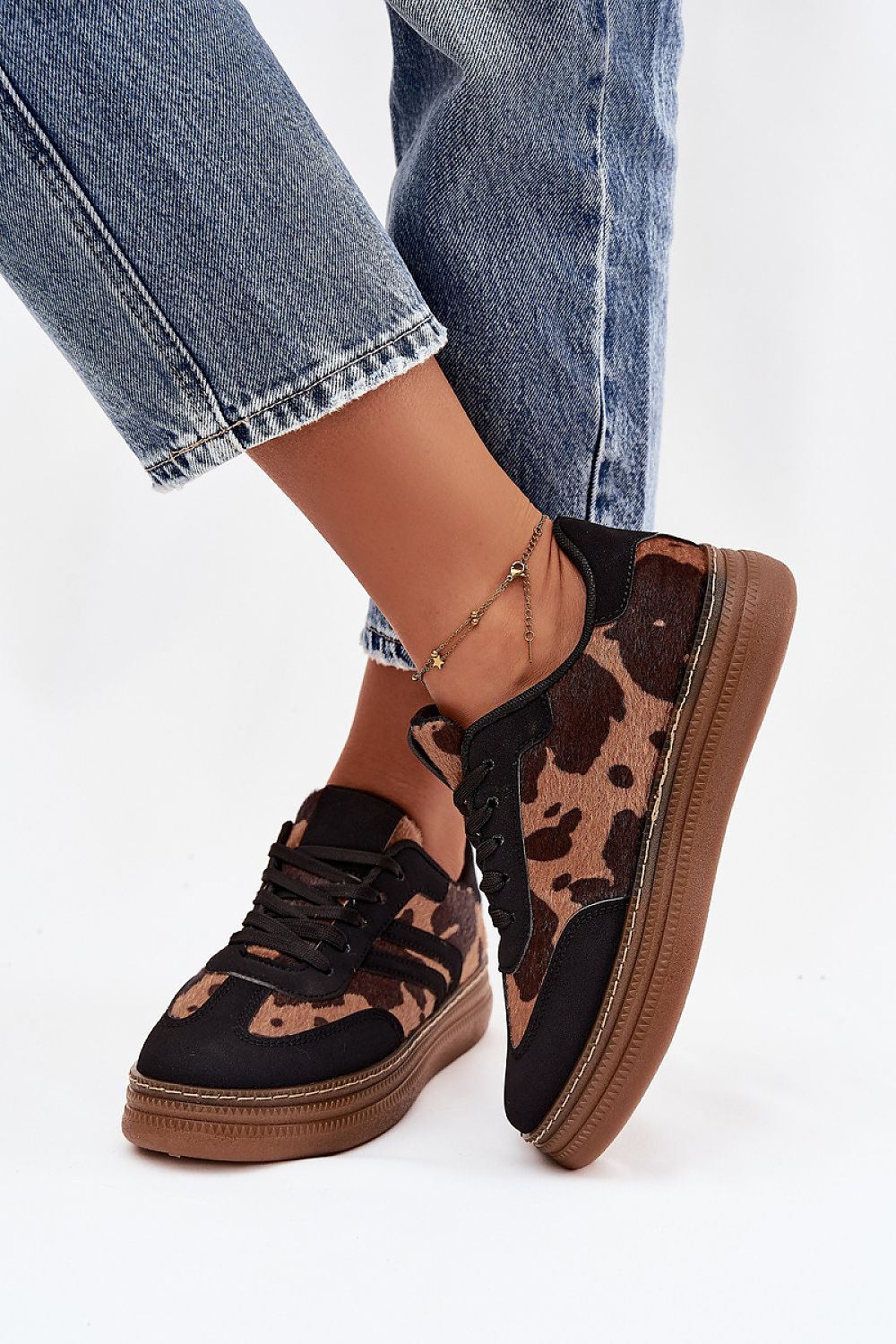  Sportliche Schuhe auf Plattform model 222975 Step in style 