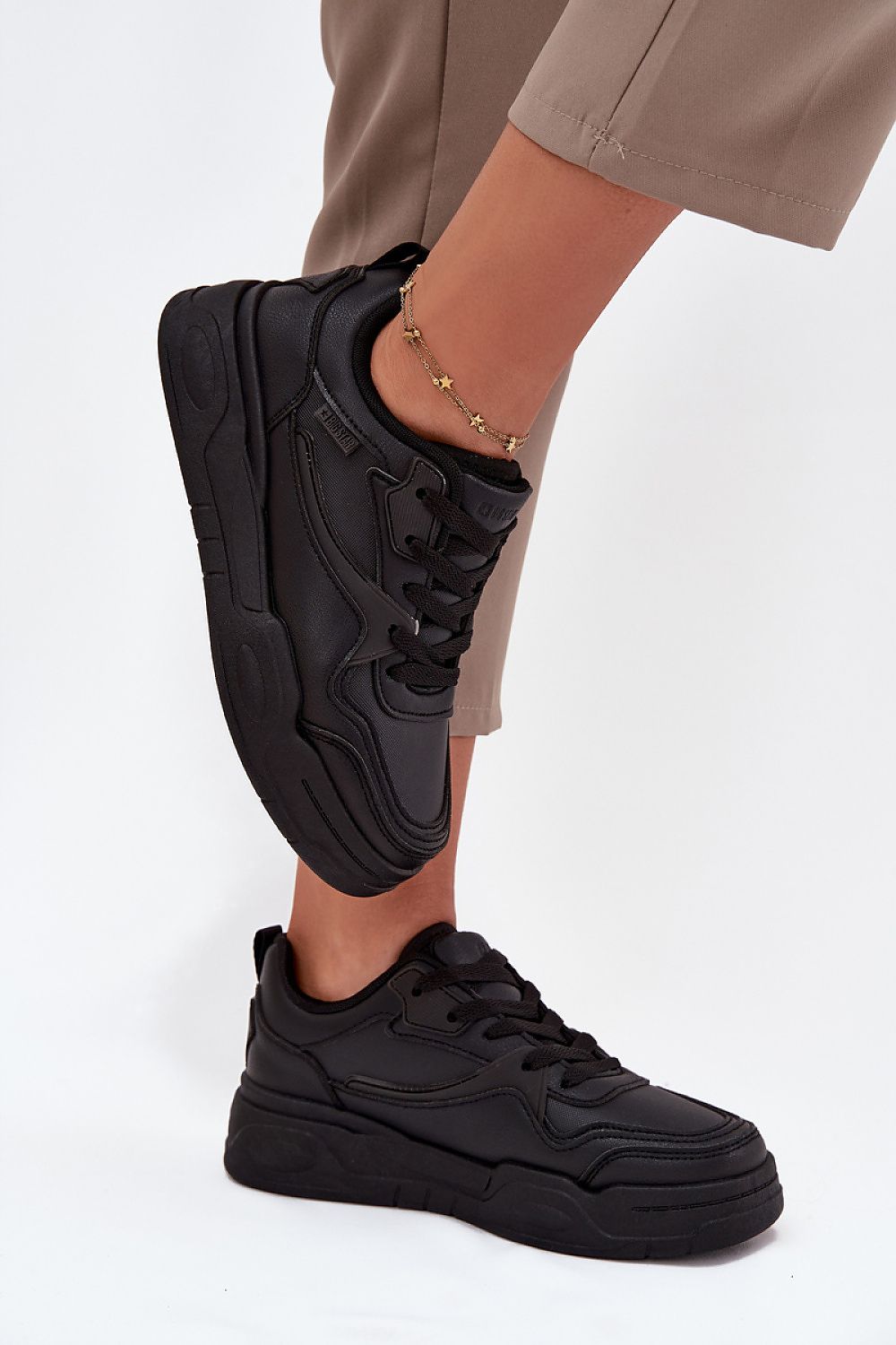 Sportliche Schuhe auf Plattform model 224932 Step in style 