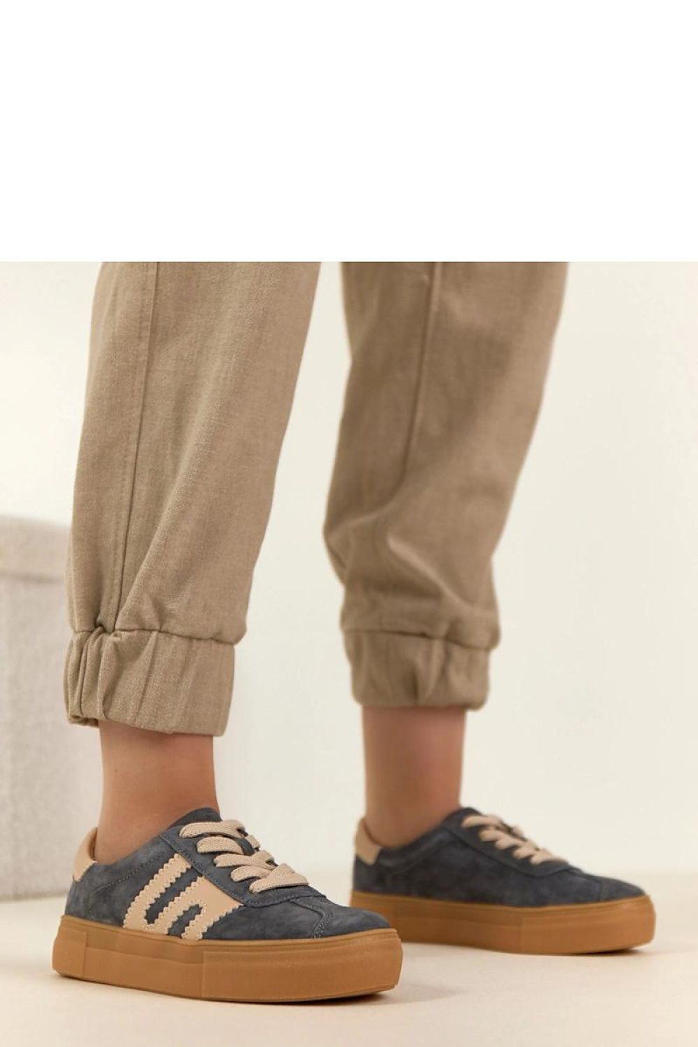  Sportliche Schuhe auf Plattform model 224963 Solea 
