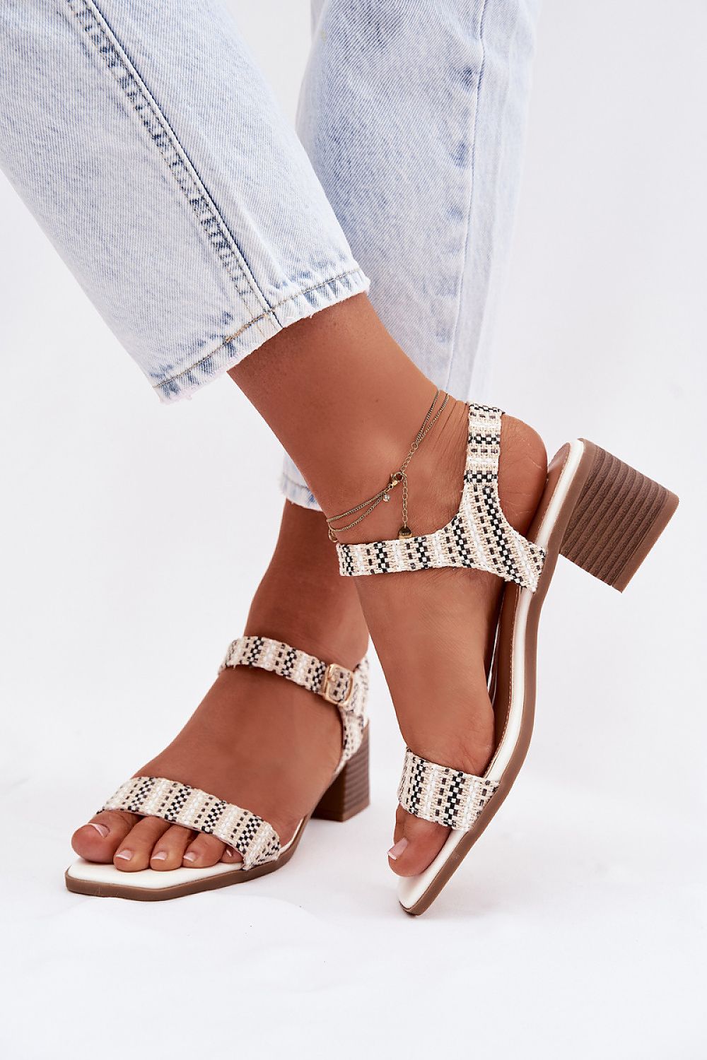  Sandalen mit Absatz model 225111 Step in style 