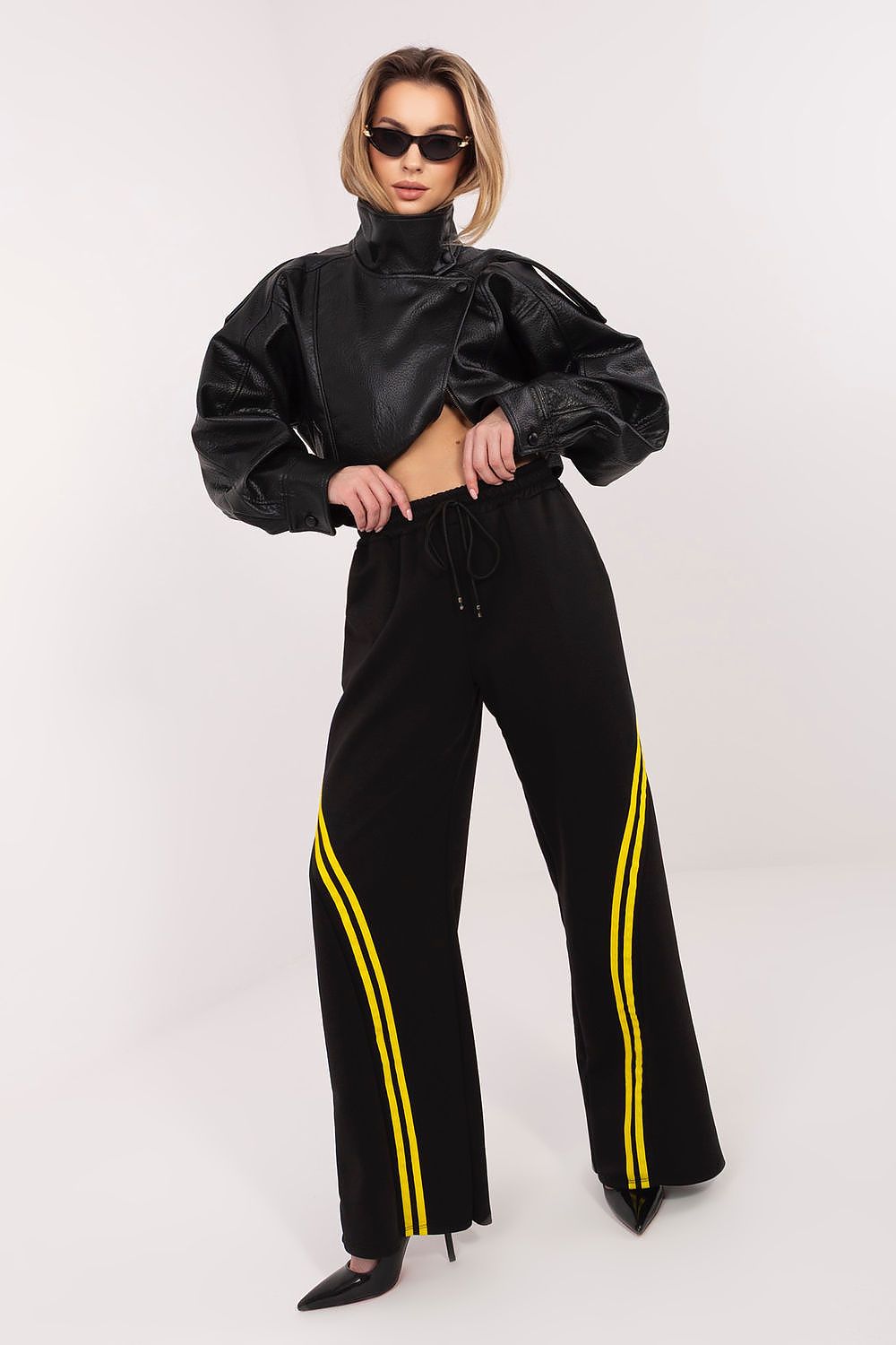  Sportanzug Hosen model 225417 Rue Paris 