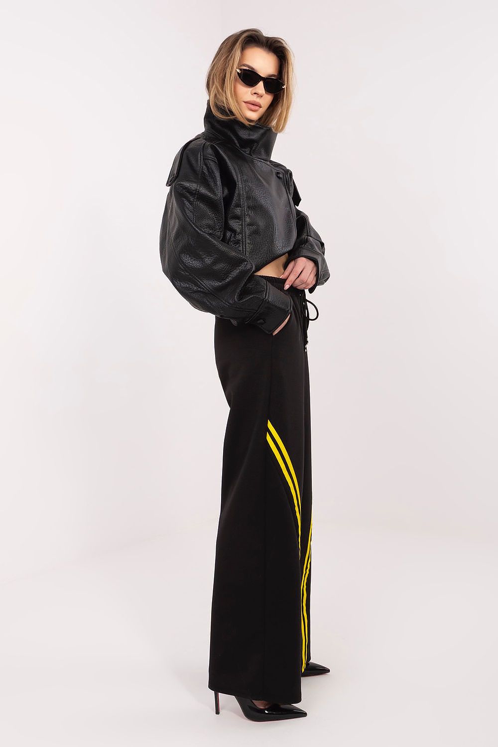  Sportanzug Hosen model 225417 Rue Paris 