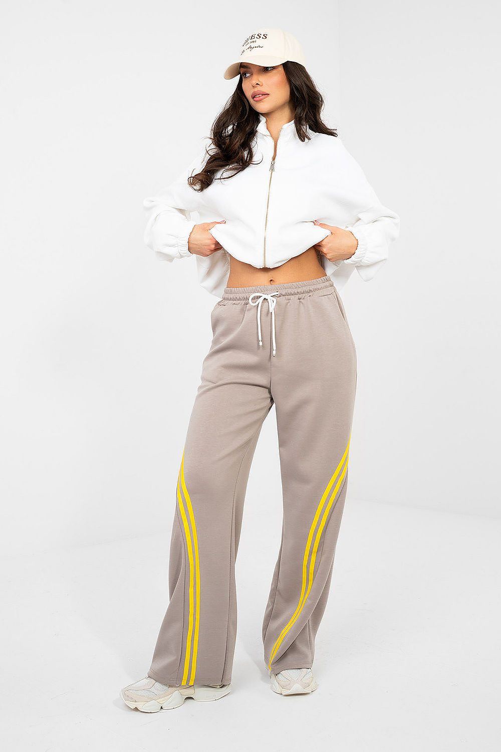  Sportanzug Hosen model 225419 Rue Paris 