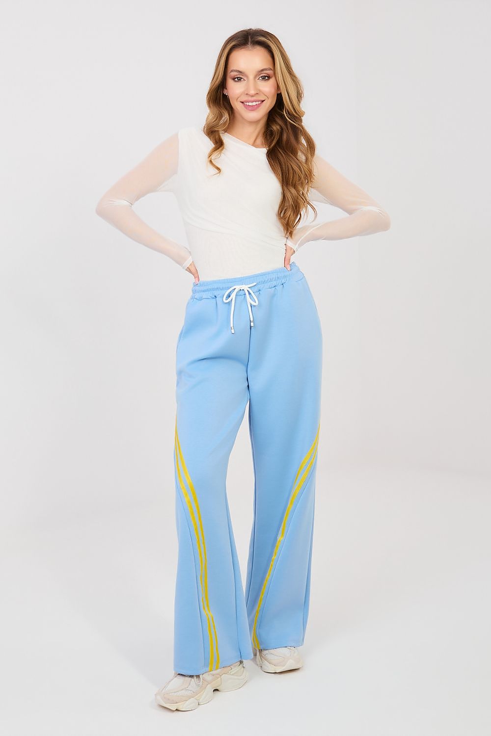  Sportanzug Hosen model 225418 Rue Paris 