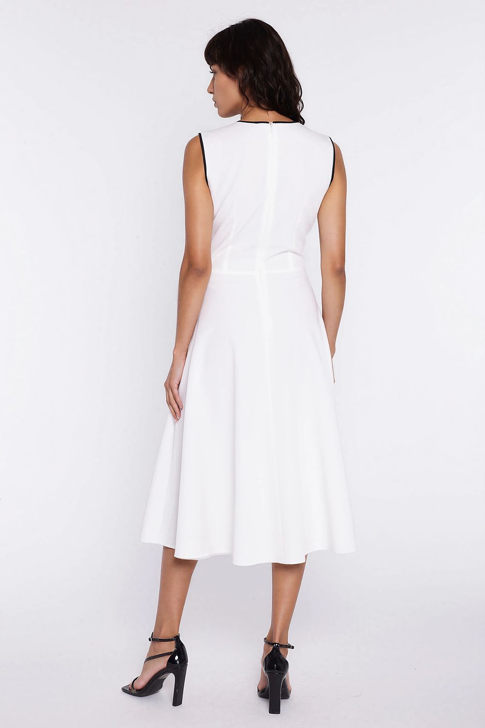  Alltagskleid model 225827 Nife 