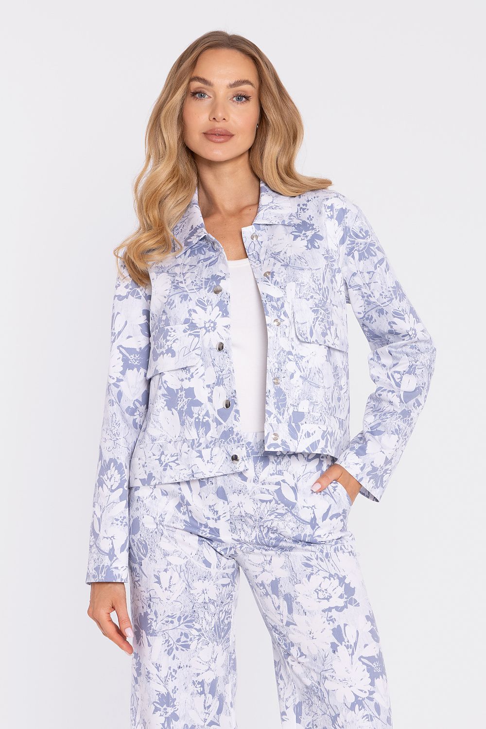  Jacke model 225909 Moe 