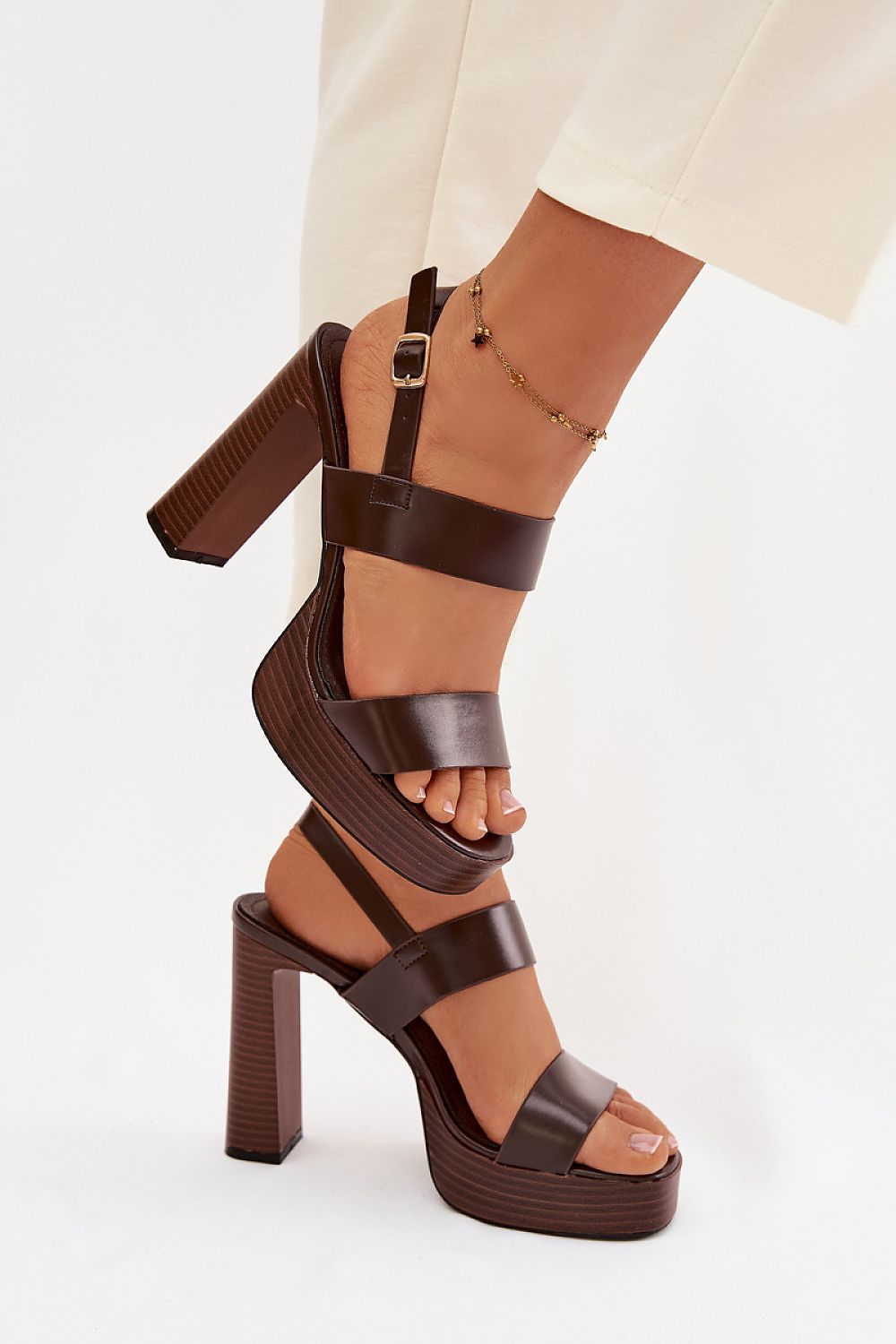  Sandalen mit Absatz model 226115 Step in style 