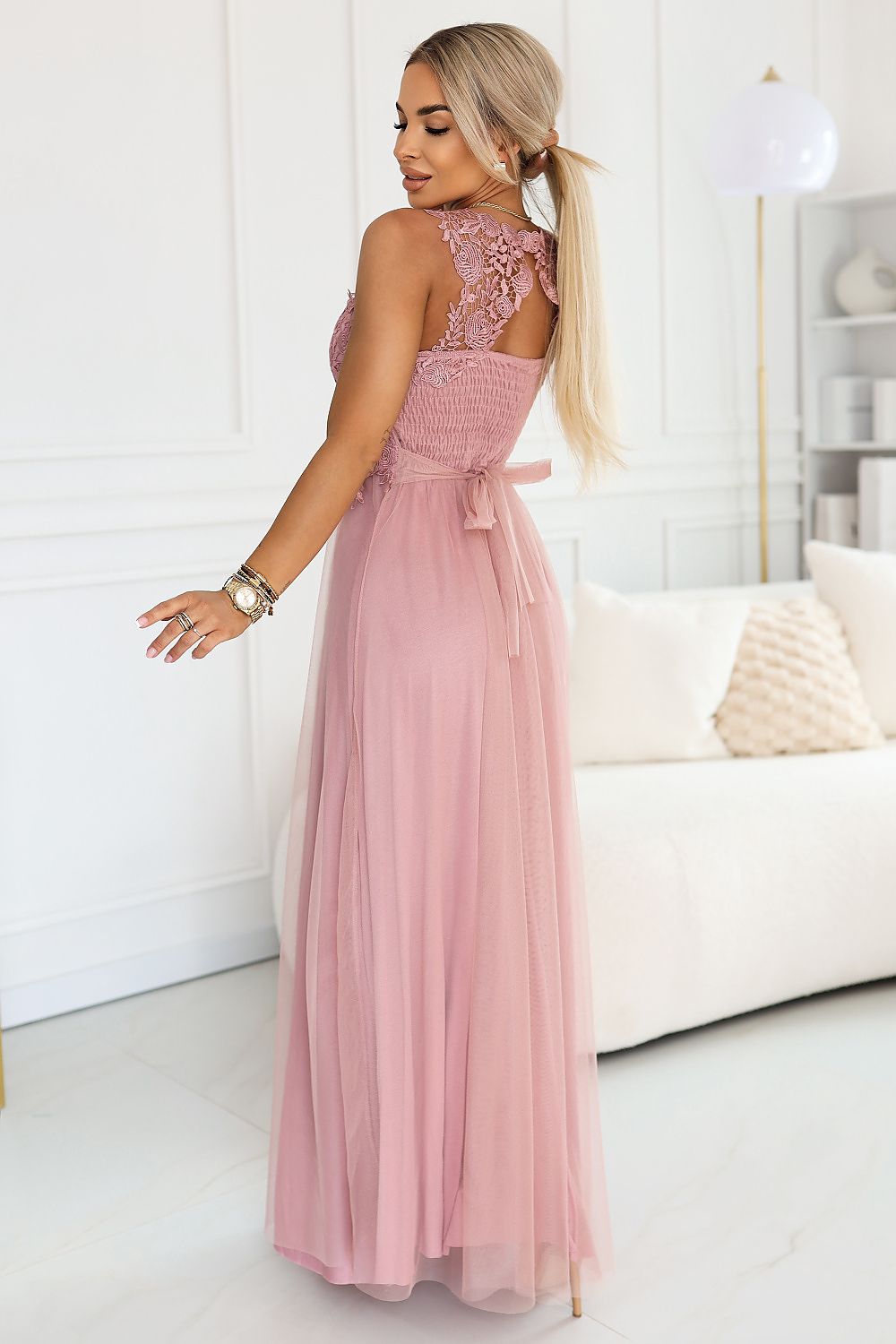  Langes Kleid model 227104 Numoco 