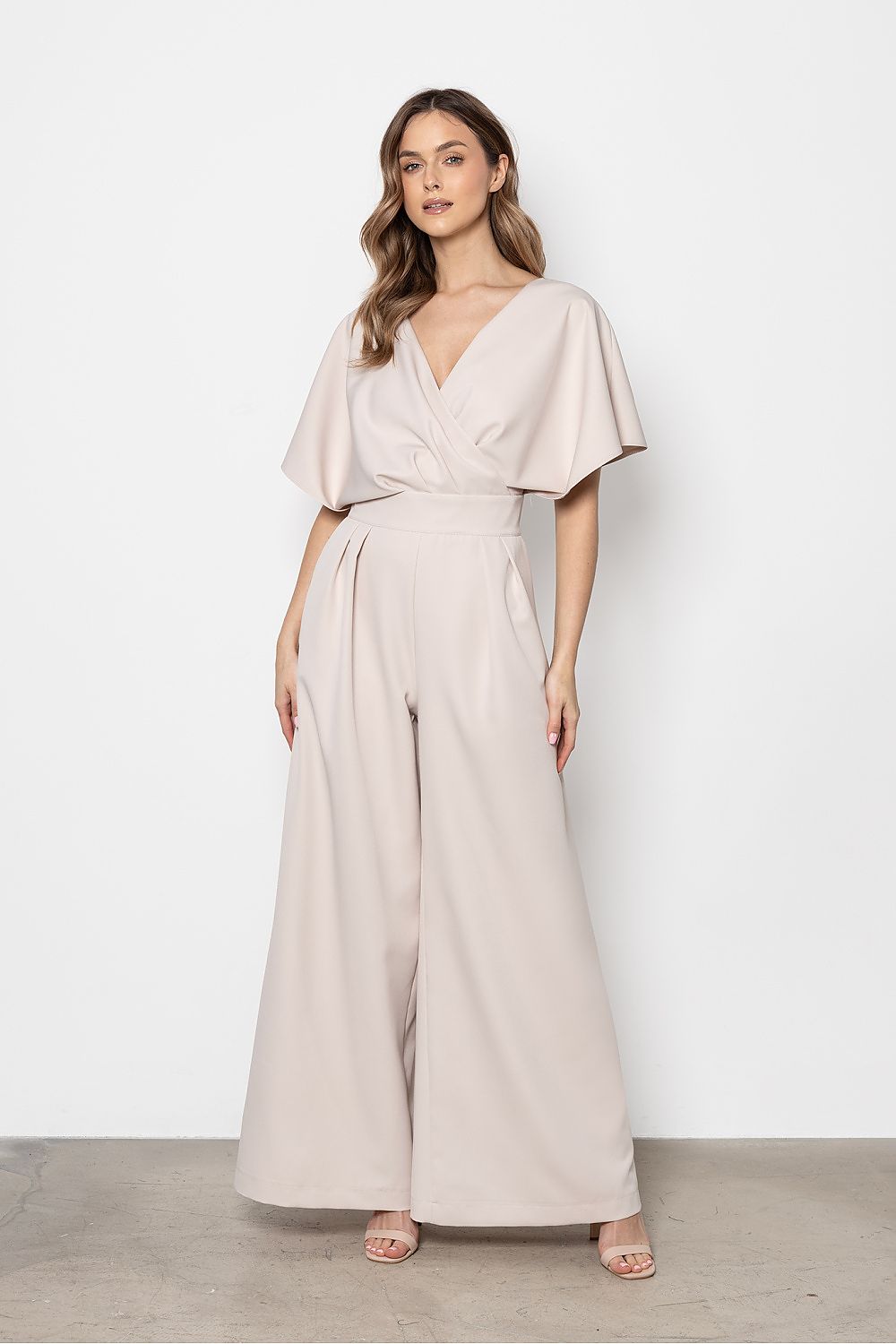  Overall model 227585 awama 