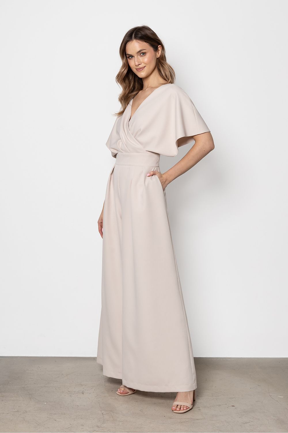  Overall model 227585 awama 