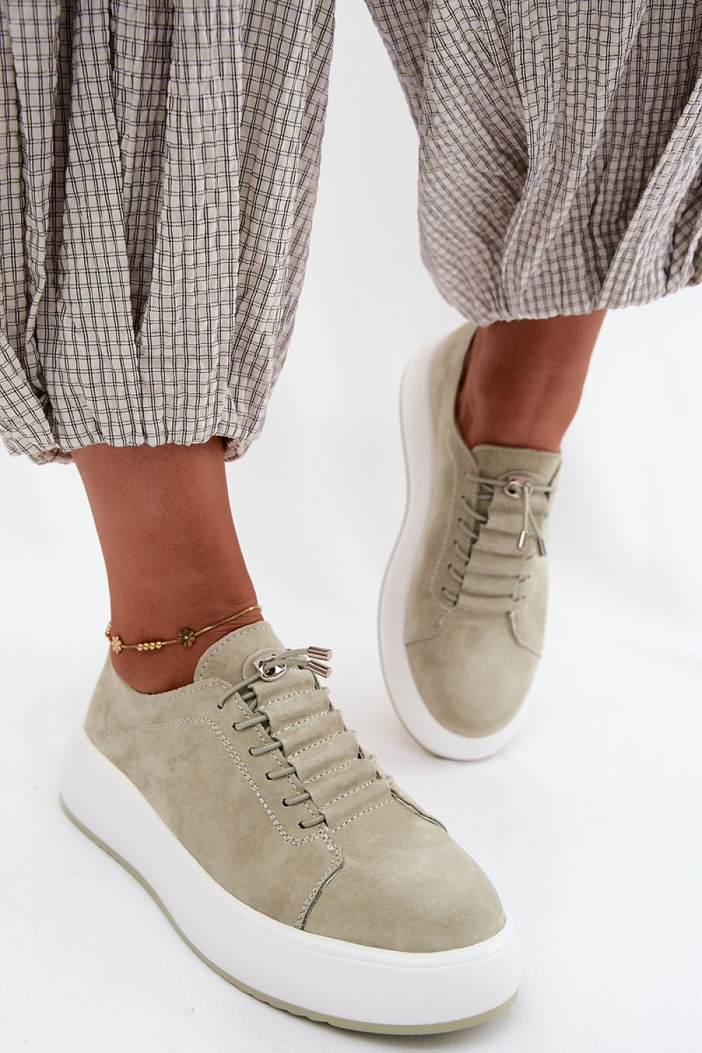  Sportliche Schuhe auf Plattform model 228755 Step in style 