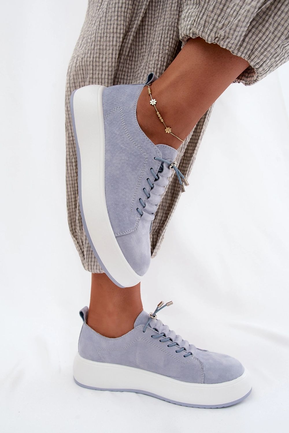  Sportliche Schuhe auf Plattform model 228757 Step in style 