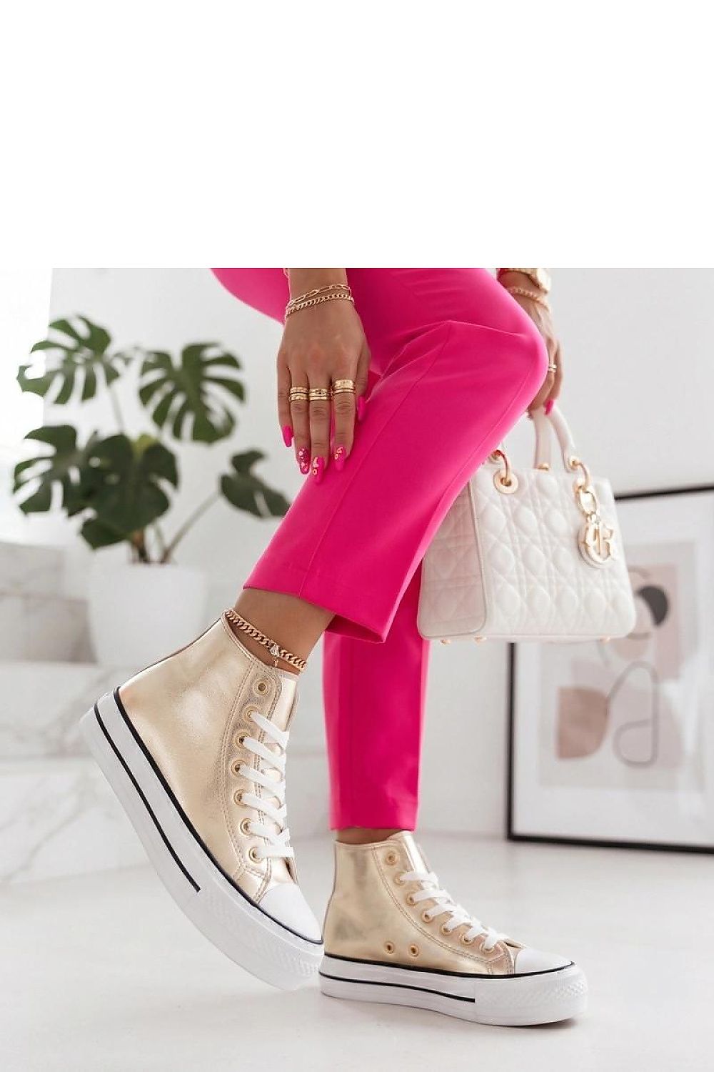  Plateausneaker model 230465 Solea 