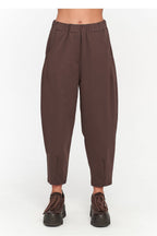  Damen Hose model 230860 Makadamia 
