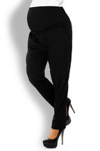 Lange Hose Model 126079 PeeKaBoo - Stay Covered
