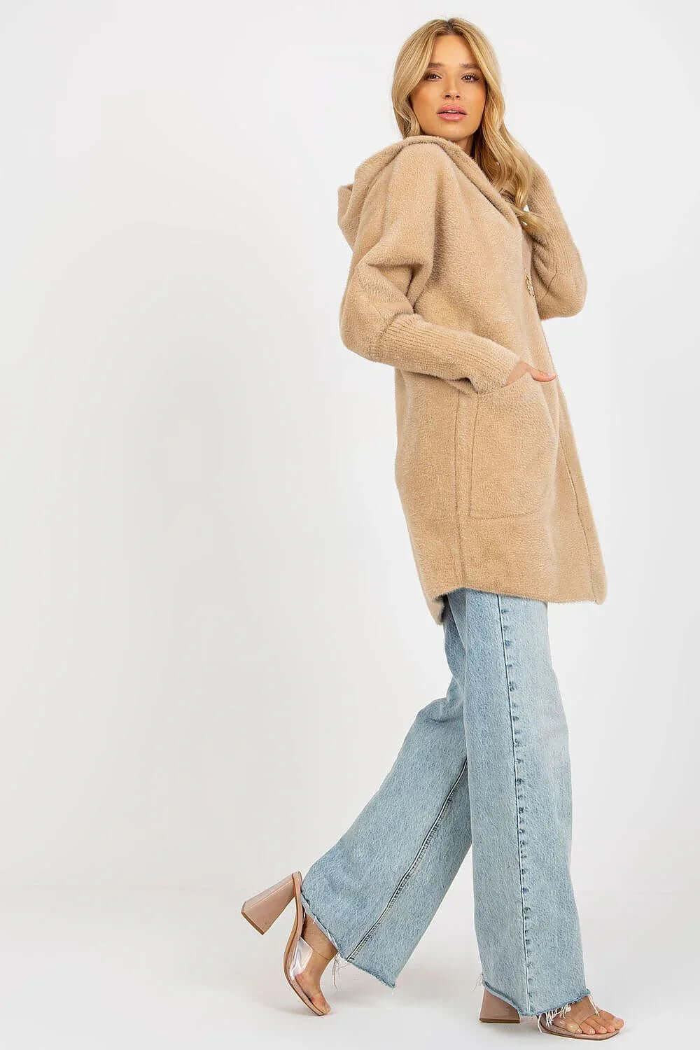 Mantel Model 175703 MBM - Stay Covered - Stay Covered