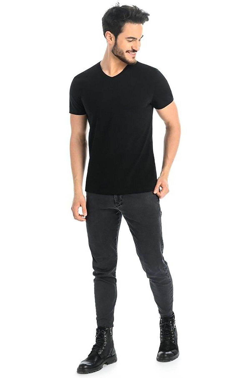 Teyli Herren T-Shirt mit V-Ausschnitt - Schwarz - Stay Covered
