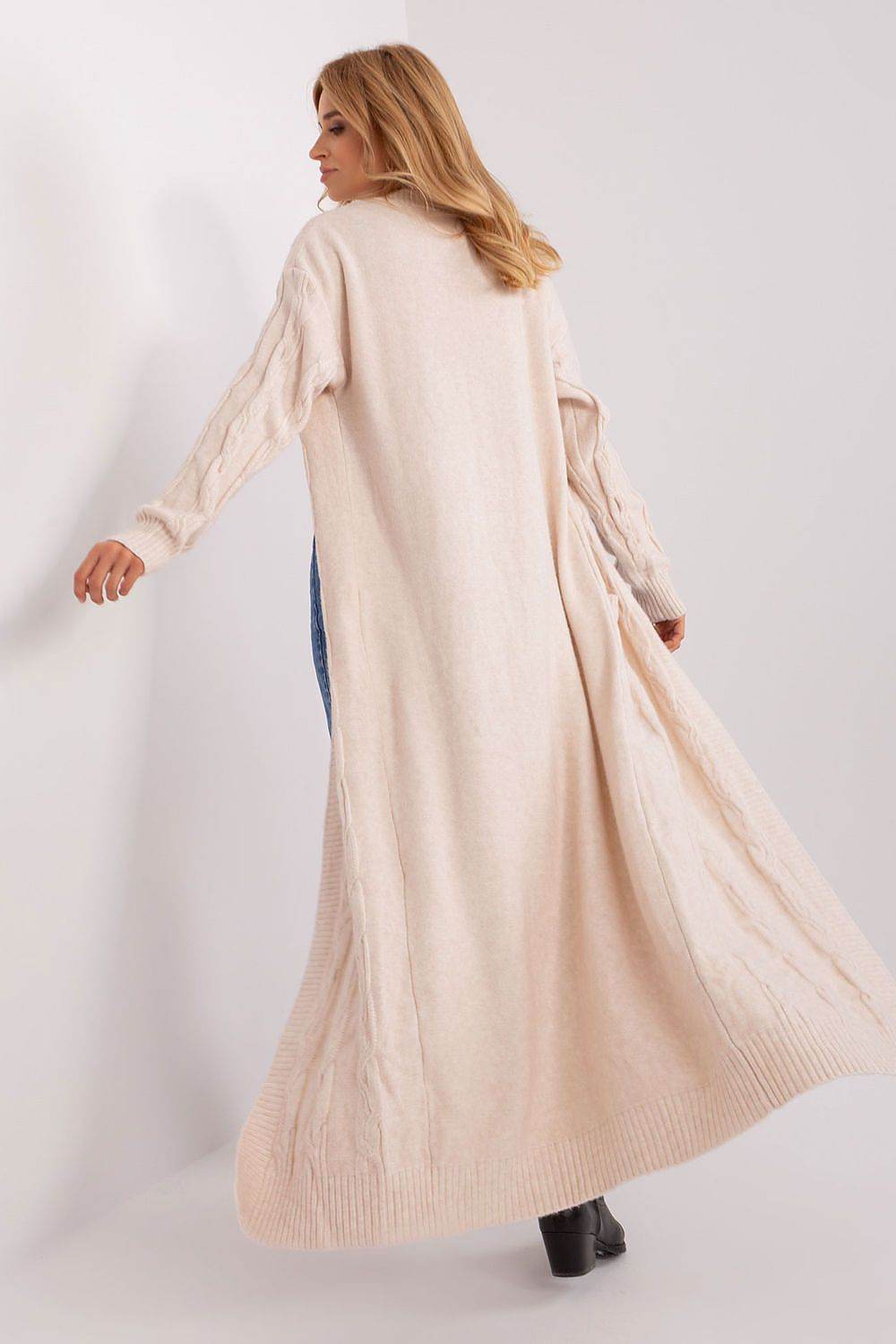 Cardigan Model 185965 AT - Stay Covered
