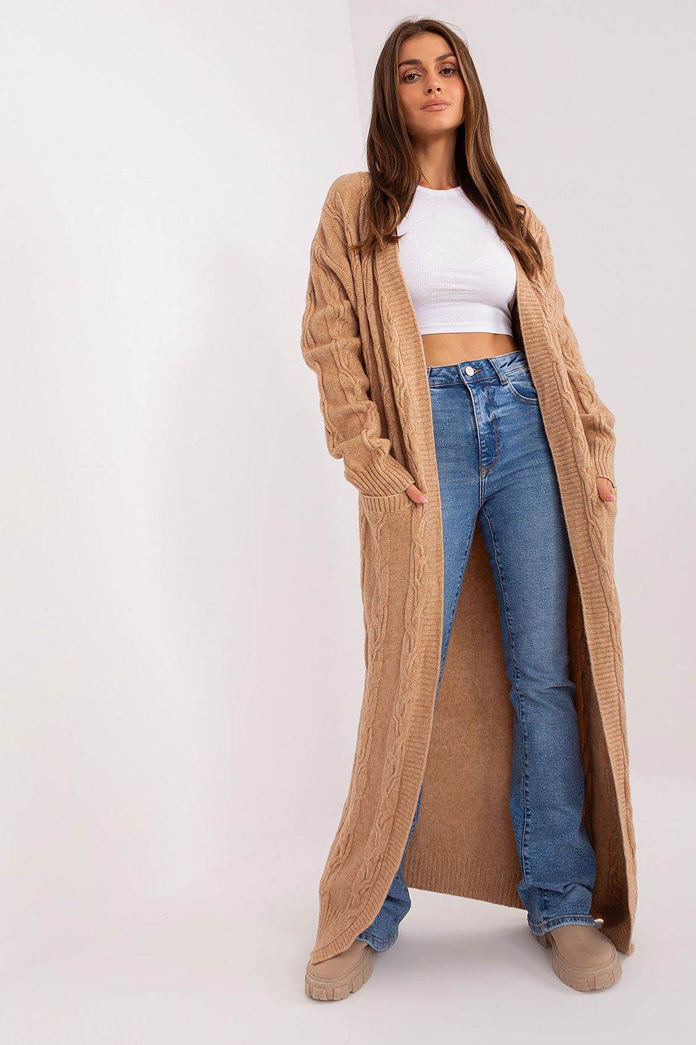 Cardigan Model 185965 AT - Stay Covered